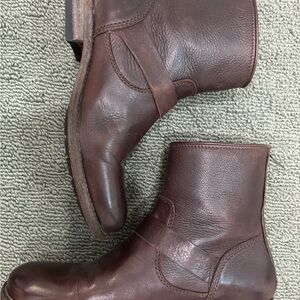 Frye Women's Brown Leather Ankle Boots, 8.5B